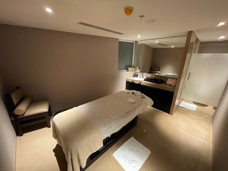 Unwind Spa and Wellness photo 2