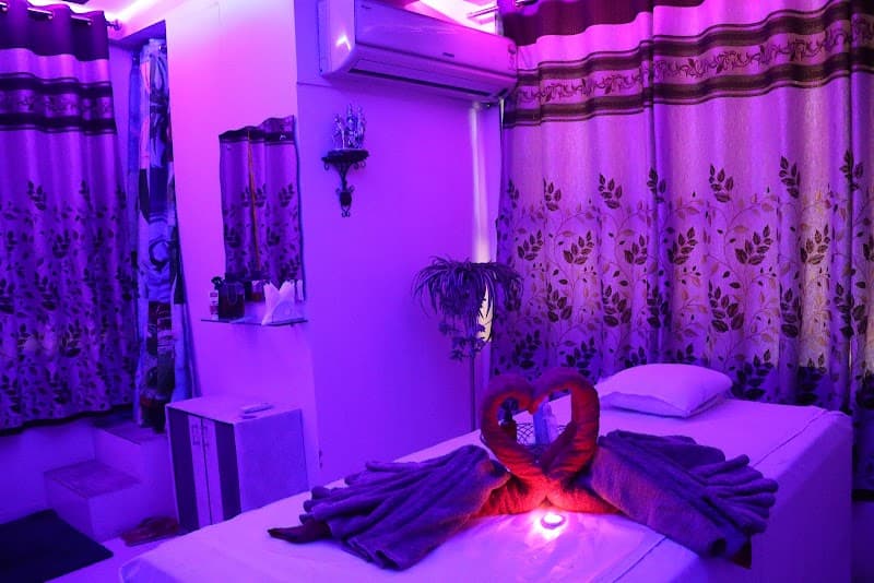 Oxygen Tree Family Spa & Wellness